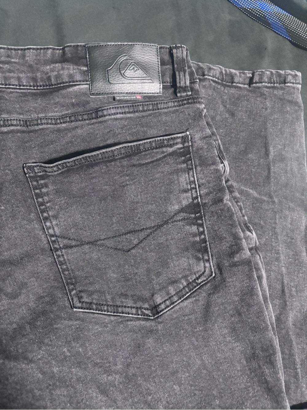 Quiksilver Men's Washed Black Relaxed Jeans